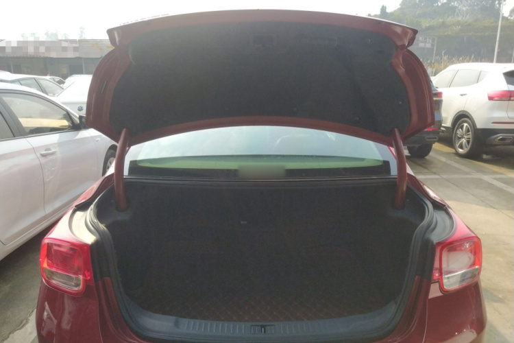 雪佛兰 迈锐宝 2014款 2.0L 自动豪华版机舱底盘23