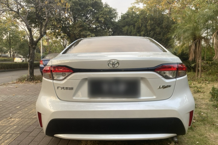 丰田 雷凌 2021款 TNGA 1.5L CVT进取版车身外观6007