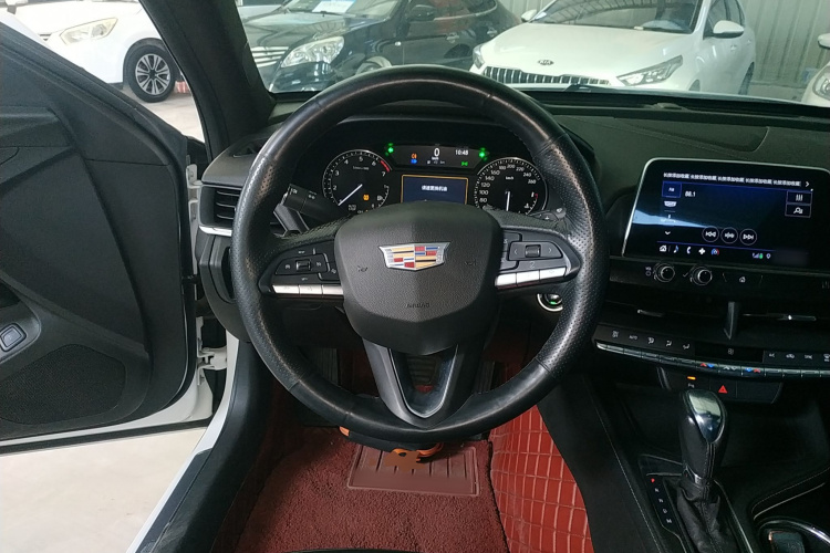 凯迪拉克CT4 2020款 28T 时尚型中控内饰13
