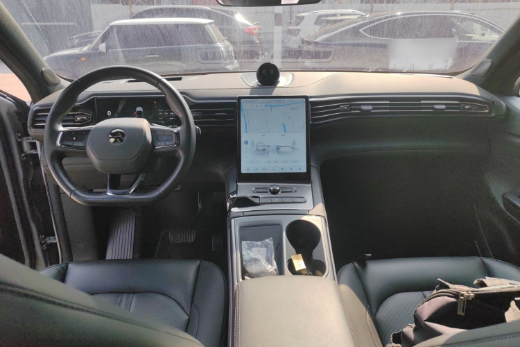 蔚来ES6 2020款 610KM 性能版中控内饰7002