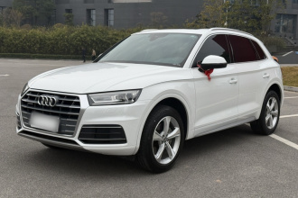 奥迪Q5L 2020款 改款 40 TFSI 荣享进取型
