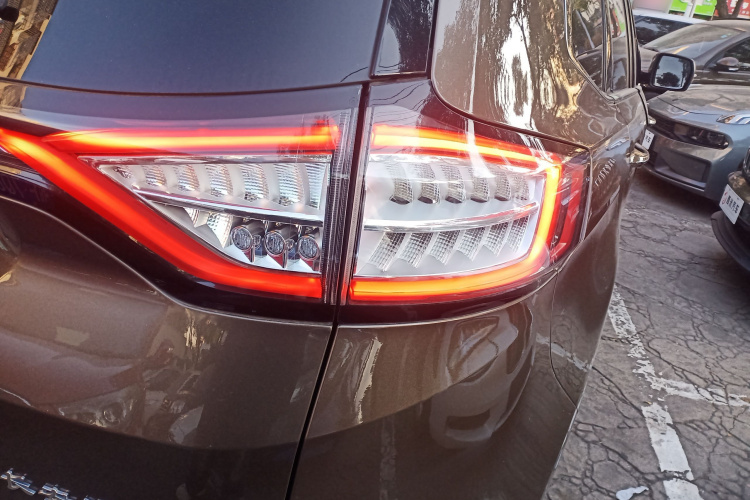 福特 锐界 2016款 EcoBoost 245 两驱豪锐型 7座车身外观9