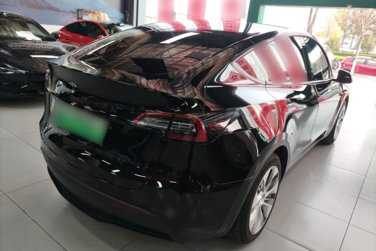 特斯拉 Model Y 2022款 后轮驱动版车身外观6005