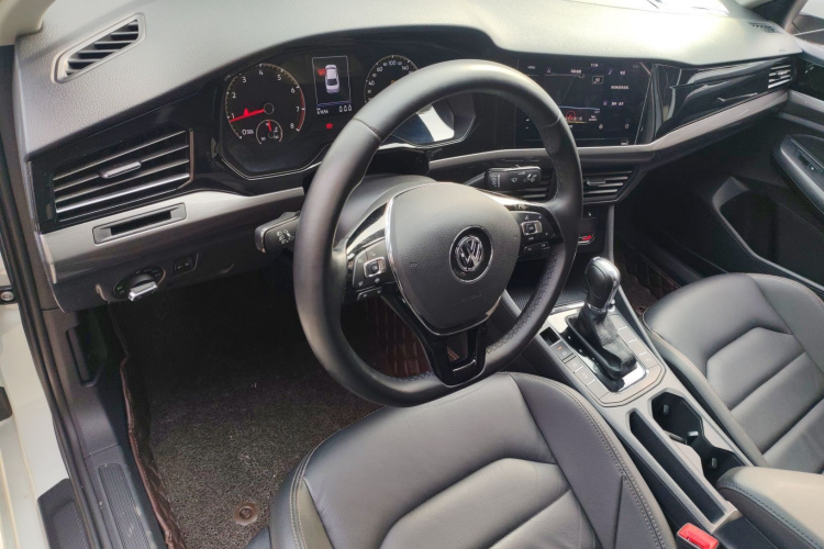 大众 宝来 2020款 1.5L 自动豪华型中控内饰13