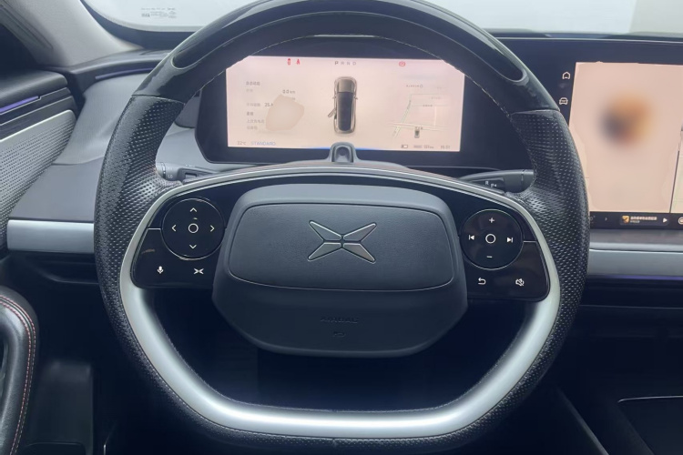 小鹏P7 2022款 480G+中控内饰13