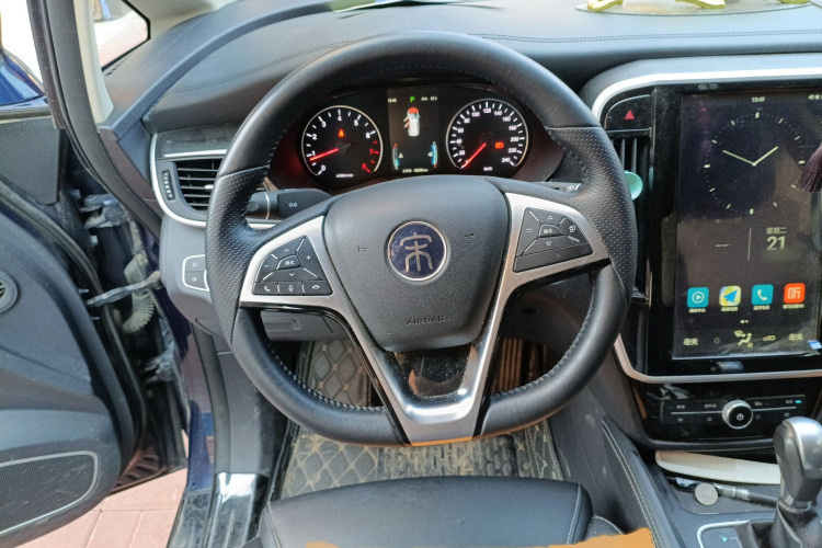 比亚迪 宋MAX 2018款 1.5T 自动智联豪华型 6座局部细节13