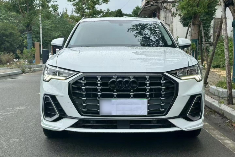 奥迪Q3 2021款 35 TFSI 时尚动感型车身外观6001
