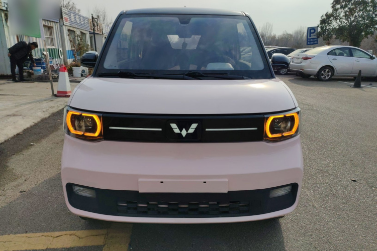 五菱汽车 宏光MINIEV 2022款 马卡龙臻享款 磷酸铁锂车身外观2