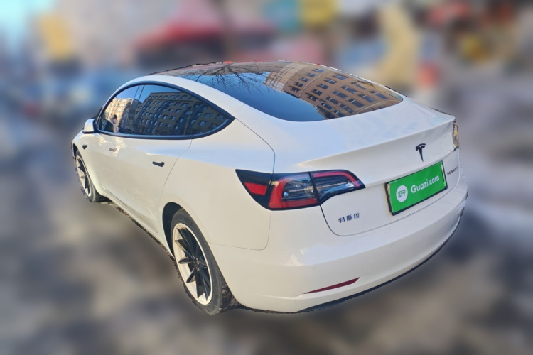 特斯拉 Model 3 2021款 标准续航后驱升级版车身外观5