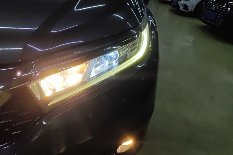 本田 冠道 2017款 240TURBO 两驱豪华版局部细节36