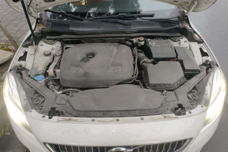 沃尔沃V40 2017款 T3 智雅版局部细节24