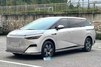 小鹏X9 2024款 610长续航Pro