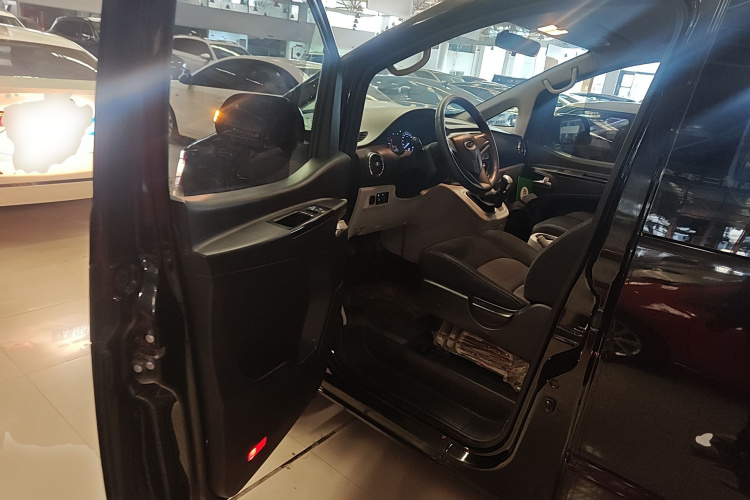 江淮瑞风 瑞风M3 2019款 PLUS 宜家版 1.8L 豪华型中控内饰20