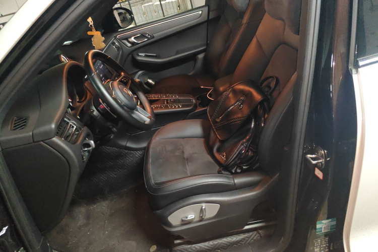 保时捷 2018款 Macan 2.0T中控内饰19