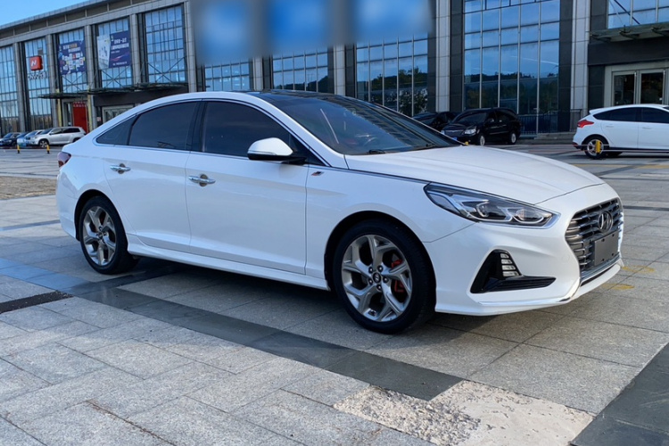 现代 索纳塔 2018款 1.6T GLS智能型 国VI车身外观6002