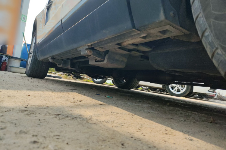 众泰T700 2017款 1.8T 双离合旗舰型局部细节9002