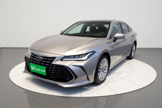 丰田 亚洲龙 2022款 双擎 2.5L XLE尊贵版