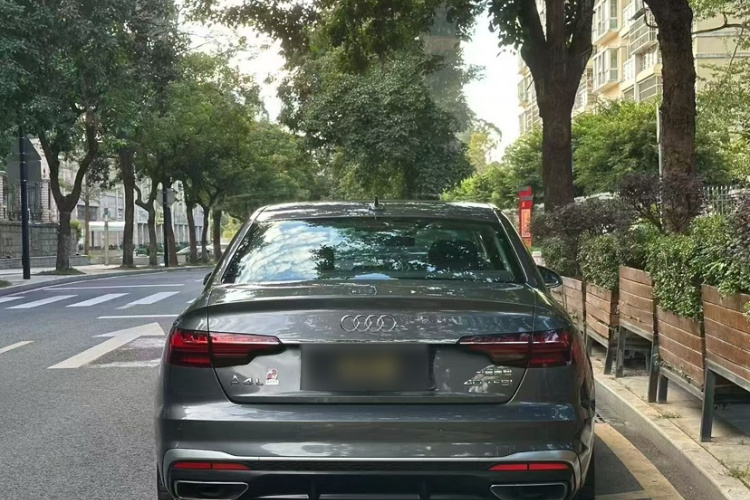 奥迪A4L 2020款 40 TFSI 时尚动感型车身外观6001