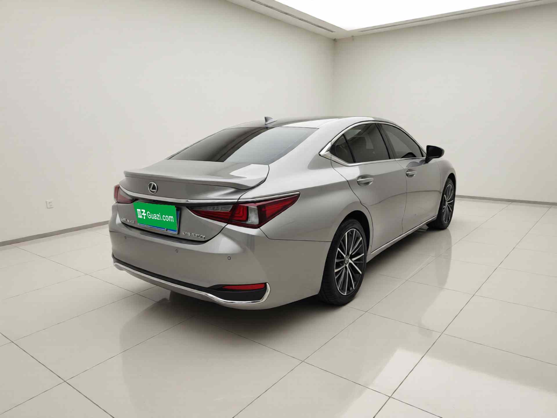 雷克萨斯ES 2022款 300h 臻享版(5)