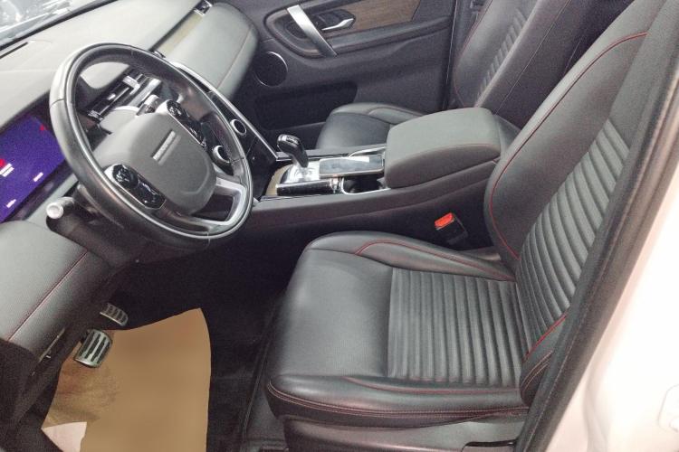 路虎 发现运动版 2020款 249PS R-Dynamic 性能科技版 7座中控内饰19