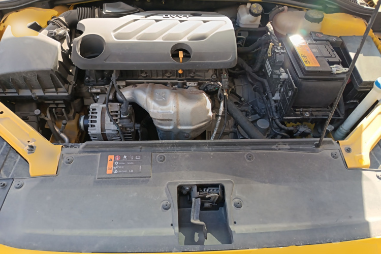 名爵 MG5 2021款 180DVVT CVT青春豪华版局部细节24