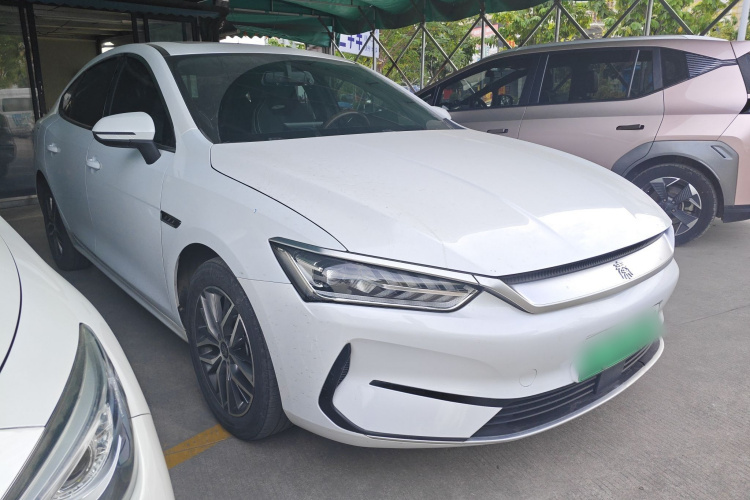 比亚迪 秦PLUS 2021款 EV 510KM 出行版车身外观3