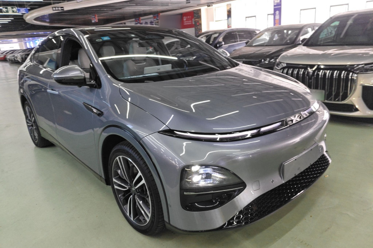 小鹏G6 2023款 580 长续航 Max车身外观3