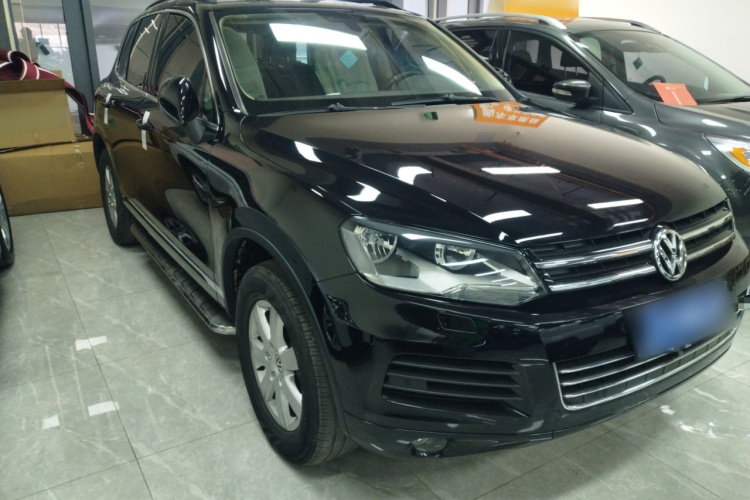 大众 途锐 2011款 3.0TSI 标配型车身外观3