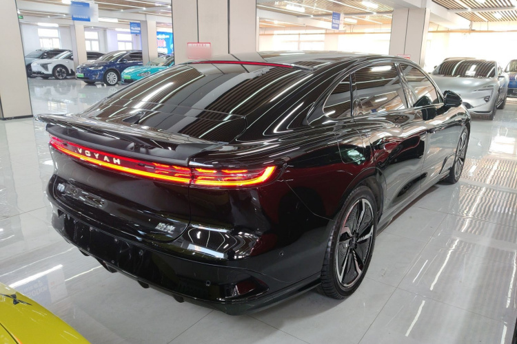 岚图汽车 岚图追光 2023款 四驱标准版车身外观7