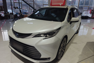 丰田 赛那SIENNA 2023款 2.5L混动 尊贵版