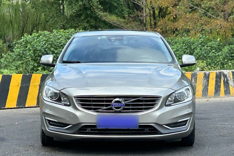 沃尔沃S60 2014款 S60L 2.0T 智远版车身外观6005