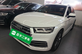 奥迪Q5L 2018款 45 TFSI 尊享时尚型 国VI