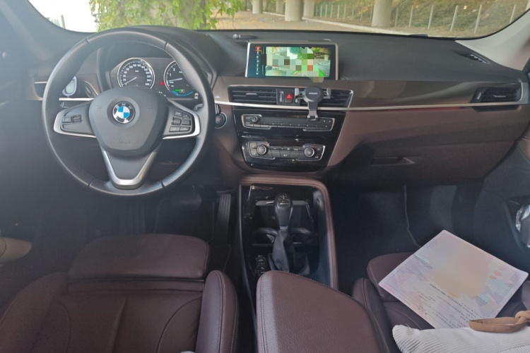 宝马X1新能源 2019款 xDrive25Le 豪华型中控内饰12