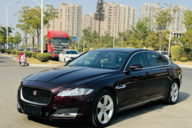 捷豹XFL 2018款 XFL 2.0T 200PS 精英版