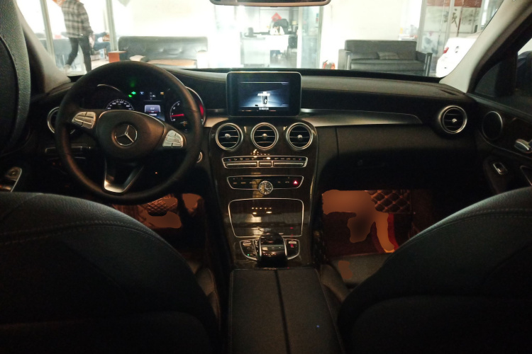 奔驰C级 2016款 C 180 L中控内饰7002