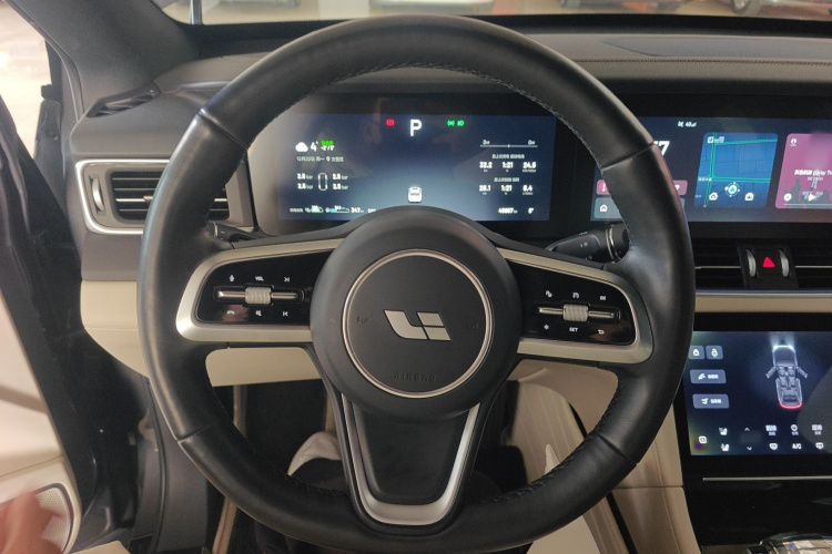 理想汽车 理想ONE 2021款 增程6座版中控内饰13