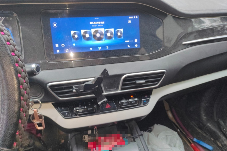 凯翼 炫界 2021款 1.5L CVT优享版局部细节16