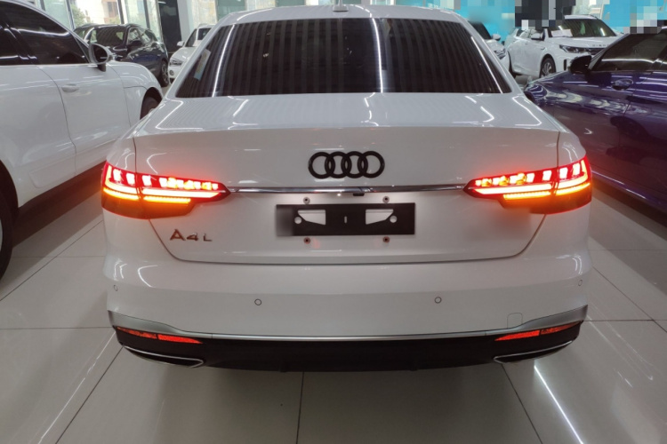 奥迪A4L 2023款 40 TFSI 时尚动感型车身外观6004