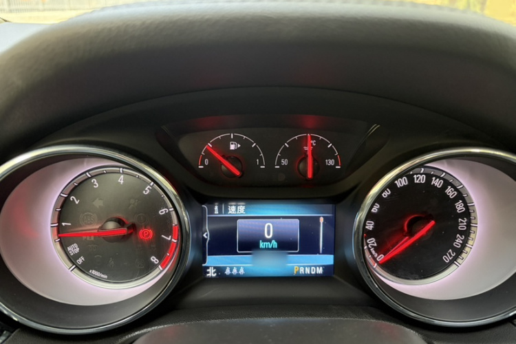 别克 君威 2019款 20T 精英型 国VI局部细节14