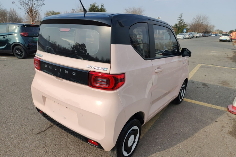 五菱汽车 宏光MINIEV 2022款 马卡龙臻享款 磷酸铁锂车身外观7