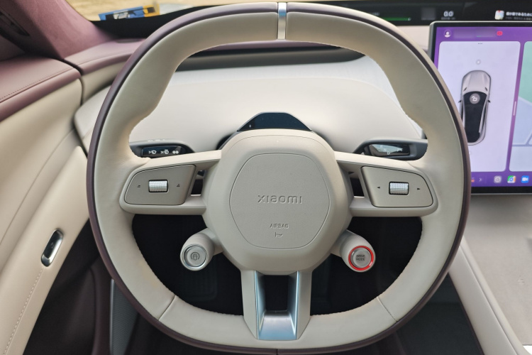 小米汽车 小米YU7 2025款 超长续航高性能四驱Max版中控内饰7003