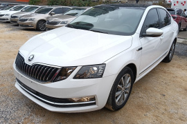 斯柯达 明锐 2020款 1.5L 自动智行豪华版