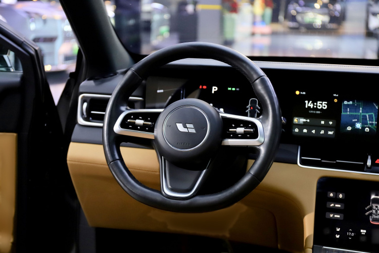 理想汽车 理想ONE 2021款 增程6座版局部细节13