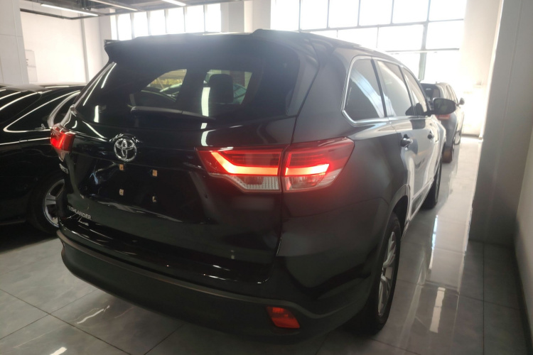 丰田 汉兰达 2018款 2.0T 两驱精英版 5座 国VI车身外观7