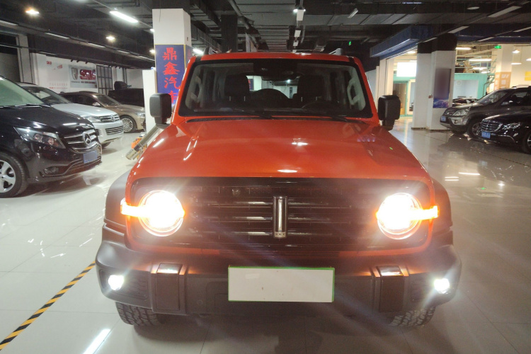 坦克300 2021款 越野版 2.0T 征服者车身外观6001