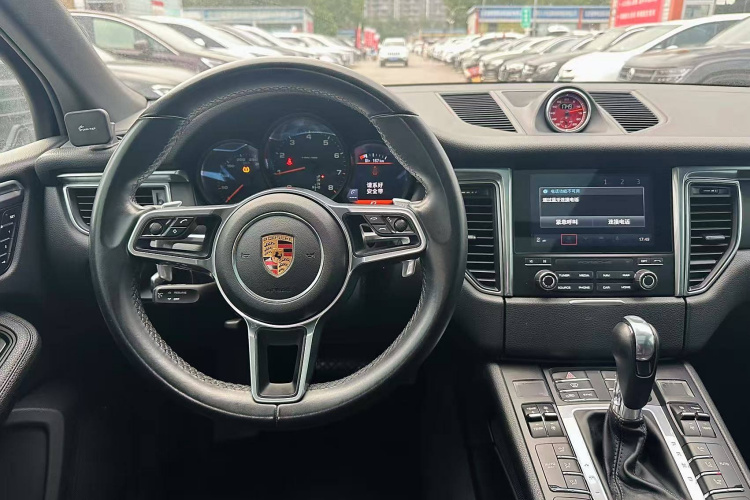 保时捷 2017款  Macan 2.0T中控内饰7002