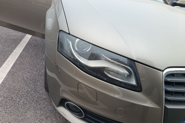 奥迪A4L 2011款 2.0 TFSI 标准型车身外观6006