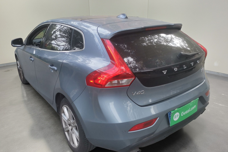 沃尔沃V40 2017款 T3 智雅版车身外观5