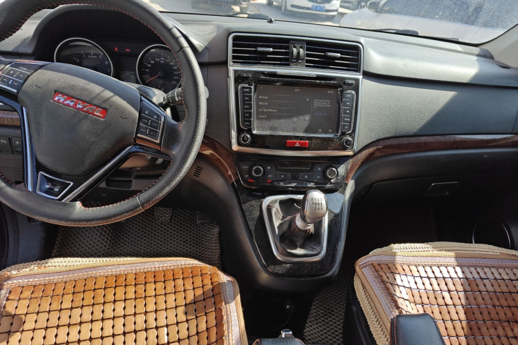 哈弗H6 2014款 运动版 1.5T 手动两驱精英型中控内饰12