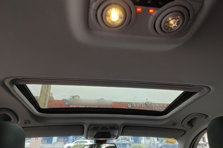 宝马3系 2015款 320Li 超悦版时尚型局部细节22